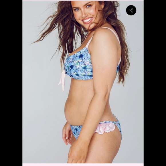 ⭐️NEW⭐️ Plus Size Alpine Butterfly Bathing Suit - Picture 3 of 9